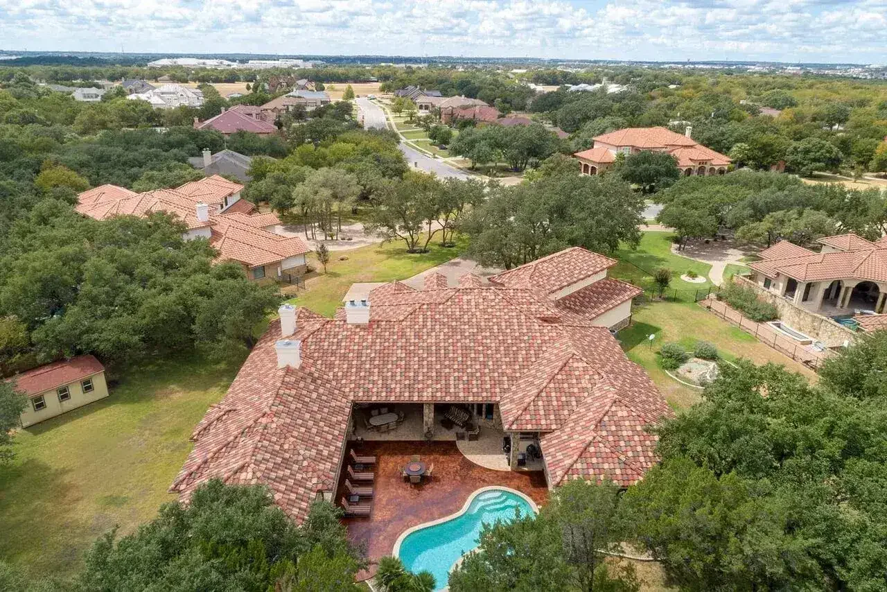 Aerial view showing a property and its surrounding area