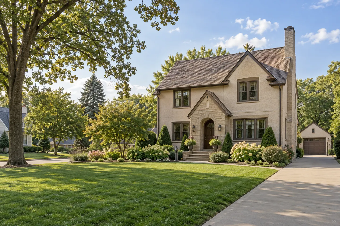 Illustrative home reflecting residential architecture in Mason City, Iowa