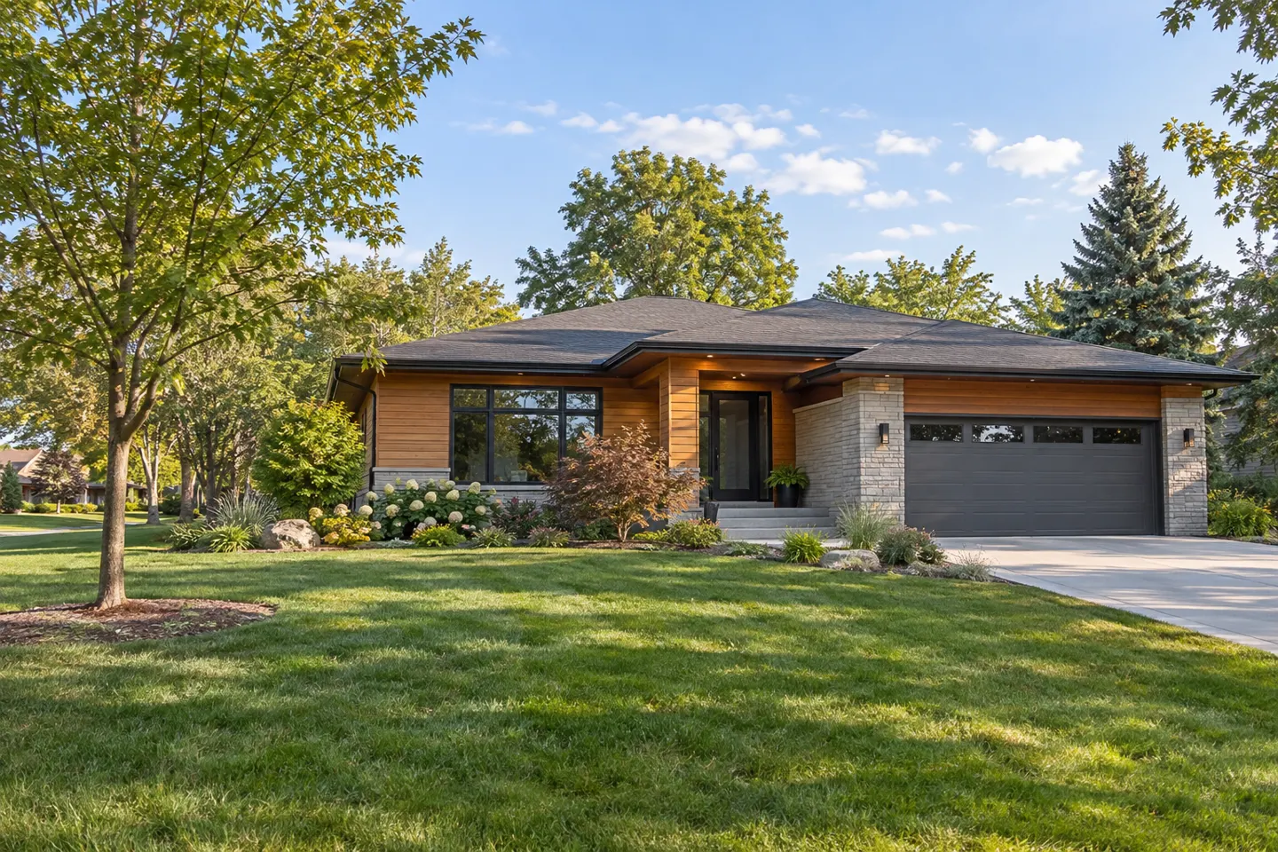 Illustrative home reflecting residential architecture in Waterloo, Iowa