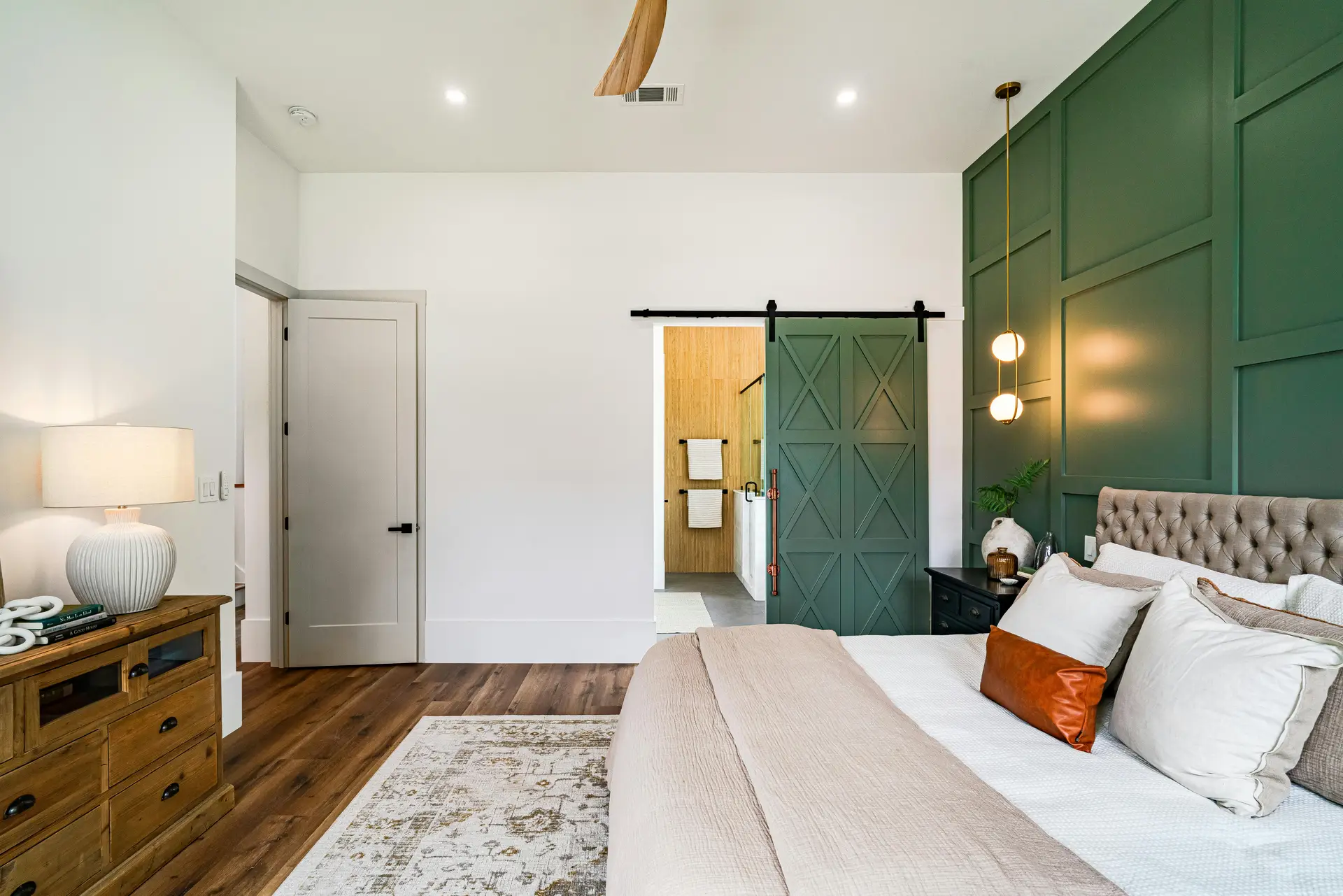 Home Selling Checklist: 12 Steps to Success