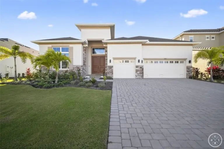 1088 Signet Dr, Apollo Beach