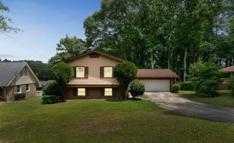 1496 Patricia Dr, Morrow, Georgia