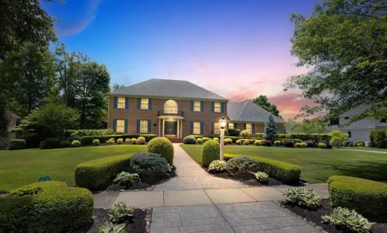 734 Mill St, Moorestown